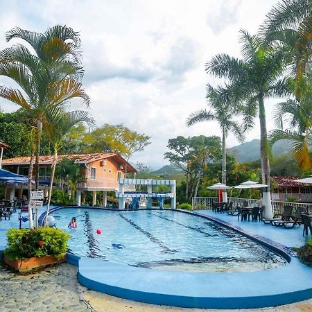 Porton De Occidente By Bernalo Hotels ซานเฮโรนิโม ภายนอก รูปภาพ